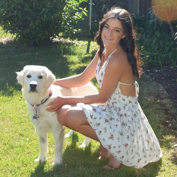 Profile Picture of Melissa Mcsparran (@xomelissa23) on Poshmark