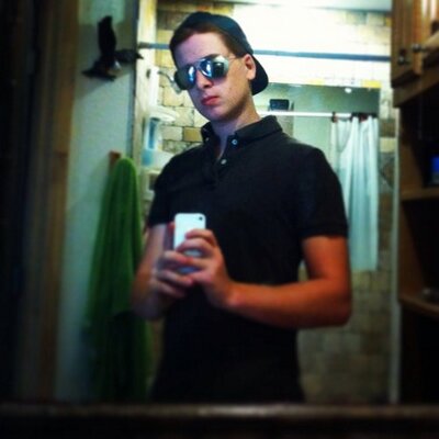 Profile Picture of Corey Vick (@ComVickcorey1) on Twitter