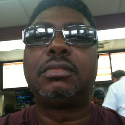 Profile Picture of Ronald McGraw (@TeddyBearRon63) on Twitter