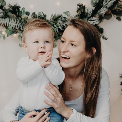 Profile Picture of Jodie Cook (@jodiecook1709) on Twitter