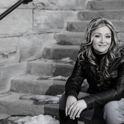Profile Picture of Nikki Marshall (@mcgrath_nikki) on Twitter