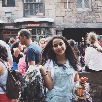 Profile Picture of Daniella Esparza (@Daniellaesparza) on Twitter