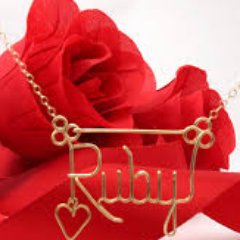 Profile Picture of Ruby Velazquez (@room_402_rocks) on Twitter