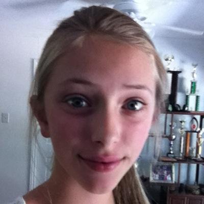 Profile Picture of Annie Hammond (@annie_hammond11) on Twitter