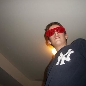 Profile Picture of Eddie Lau (@thatkidnamededro) on Myspace