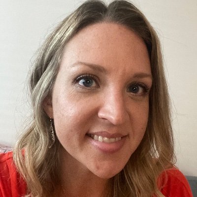 Jerilyn Moore Frazier - Twitter Profile Picture of Jerilyn Moore Frazier (@jmoisu) on Twitter