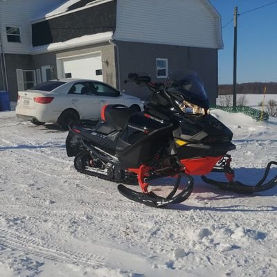 Profile Picture of Johanne Lemieux (@@JoLemieux11) on Twitter