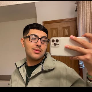 Profile Picture of Alex Huizar (@huizar.alex) on Instagram