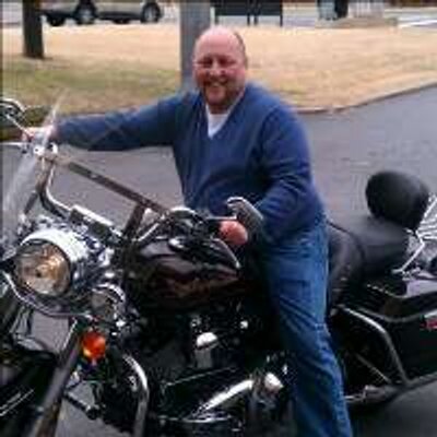 Profile Picture of Mike Finesilver (@fineguyuk) on Twitter