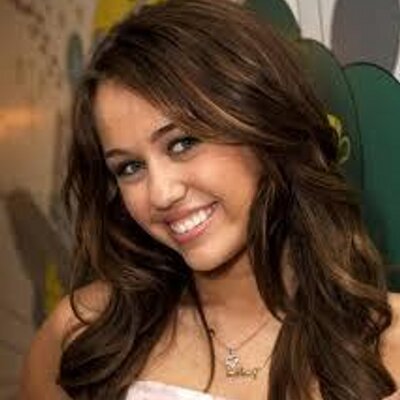 Profile Picture of Tamara Jaramillo (@tamarajaramill3) on Twitter