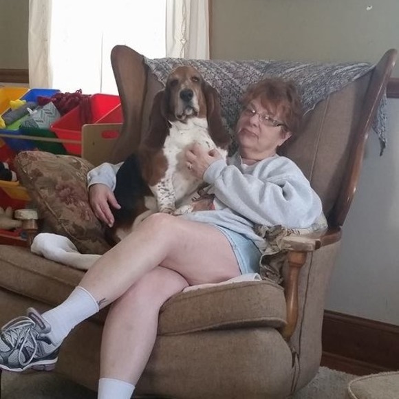 Profile Picture of Donna Gibboney (@donnagibboney) on Poshmark