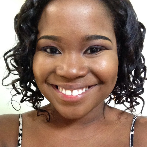 Profile Picture of Christina Leverett (@clev) on Poshmark