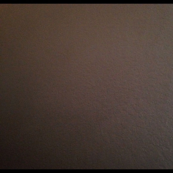 Profile Picture of Larcel Lockhart (@cel3583) on Poshmark