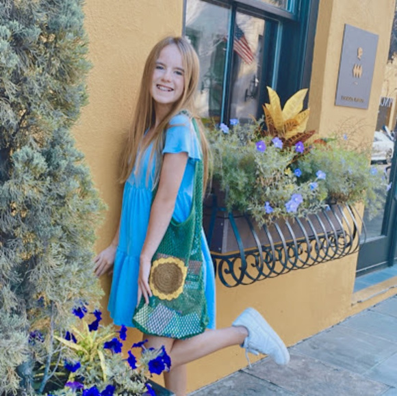 Profile Picture of Ava Bellew (@avabellew4609) on Poshmark