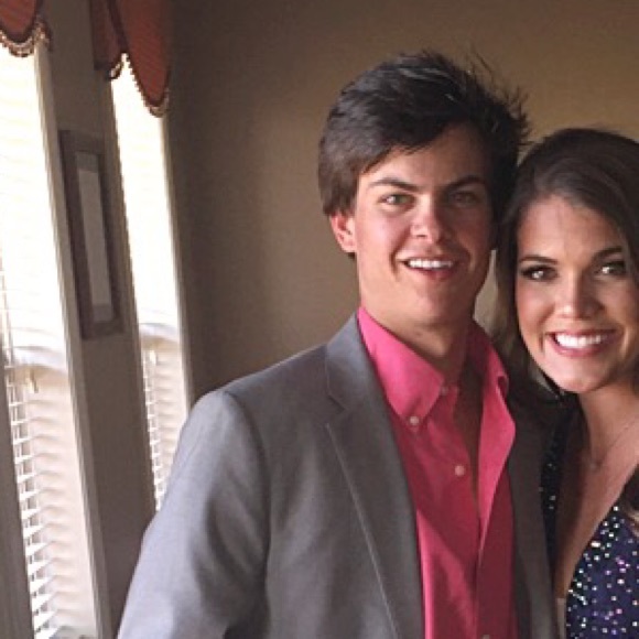 Profile Picture of Carson Childers (@cchilders1202) on Poshmark