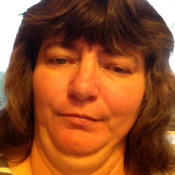 Profile Picture of Frieda Walker (@fwalker1422) on Poshmark