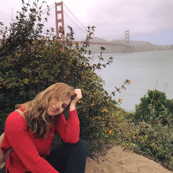 Profile Picture of Elena Bolocan (@lenabolocan) on Poshmark
