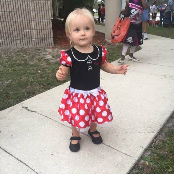 Profile Picture of Karen Selby (@karen_selby) on Poshmark