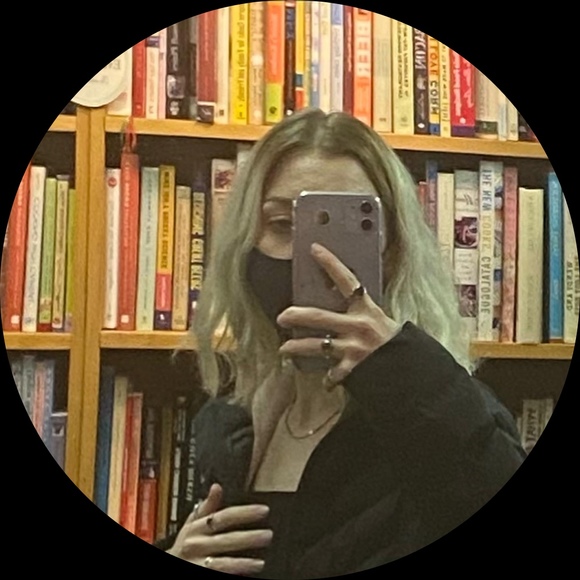 Profile Picture of Grace Riggs (@graceriggs1) on Poshmark