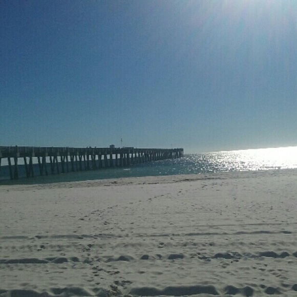 Profile Picture of Brian Juarez (@quatarronaldo) on Poshmark