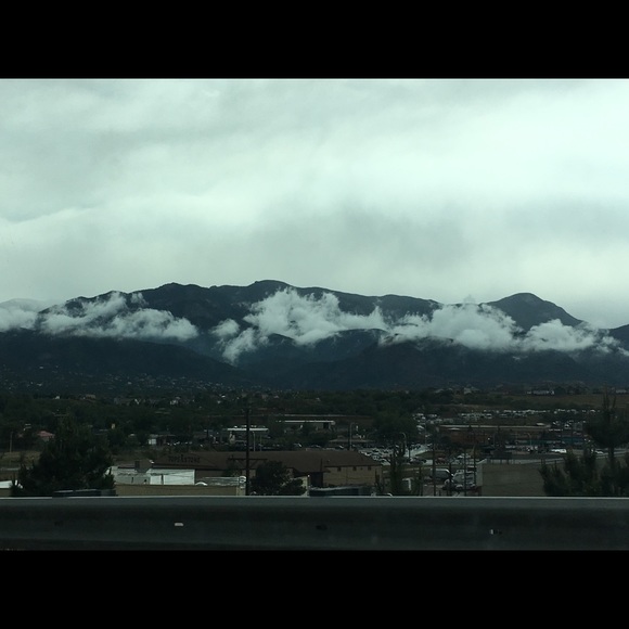 Profile Picture of Miranda Bannister (@mbannister19) on Poshmark