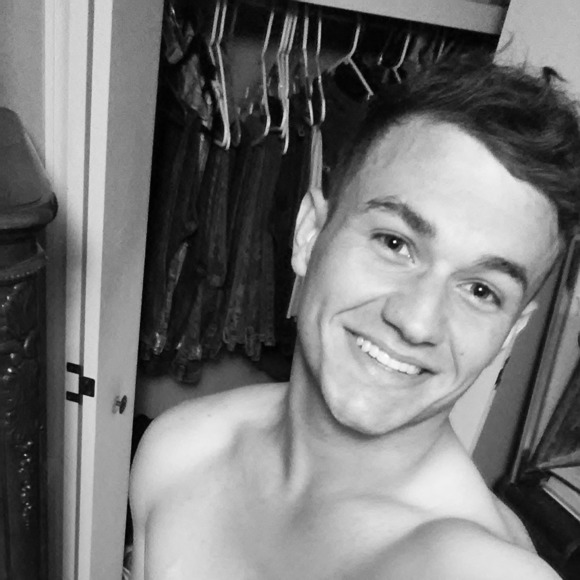 Profile Picture of Daniel Gannon (@dapperdan504) on Poshmark