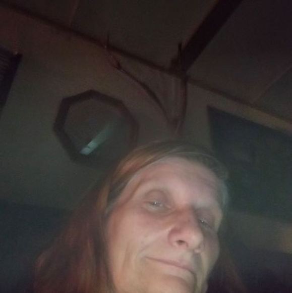 Profile Picture of Amy Schultz (@schultzamy817) on Poshmark