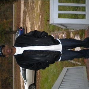 Profile Picture of Desmond Newton (@use_u_man1) on Myspace