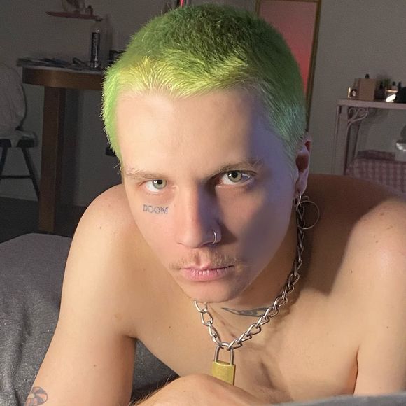 Andrew Hosley - Poshmark Profile Picture of Andrew Hosley (@sefsucks) on Poshmark