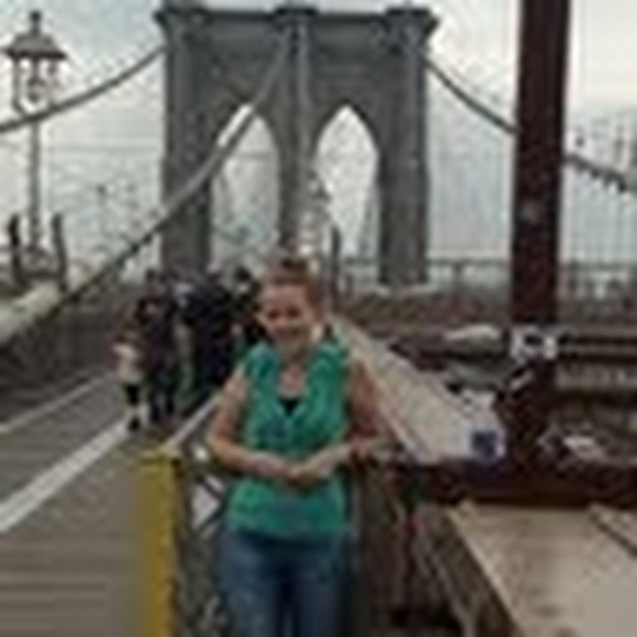 Profile Picture of Deltalee Radulescu (@delta03) on Poshmark