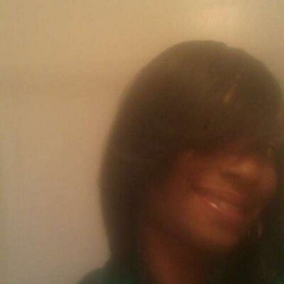 Profile Picture of CANDACE BATTS (@CANDILEELAND) on Twitter