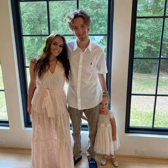 Profile Picture of Brady Morren (@bradymorren) on Poshmark