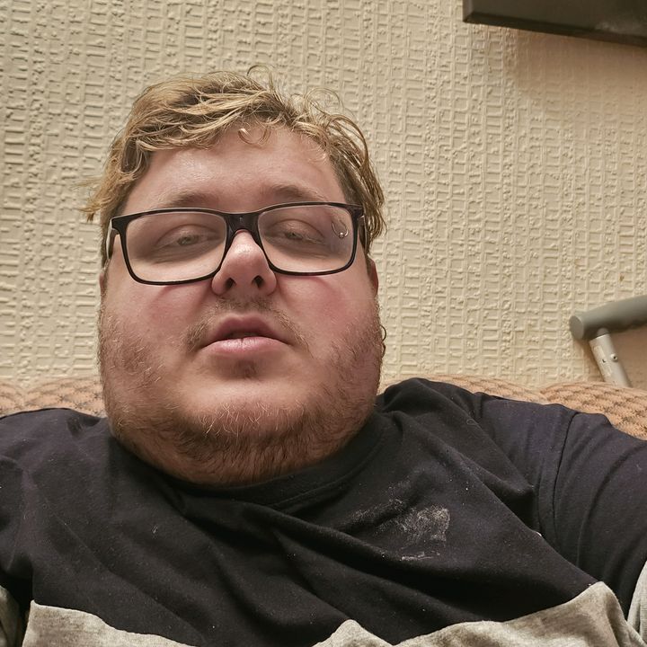 Profile Picture of wolf devil back up (@mark.freebury_bac) on Tiktok