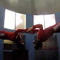 Profile Picture of eev002 (@@eev002) on Tiktok
