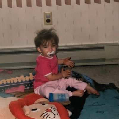 Profile Picture of Rachel Walters (@rachelhelenw) on Twitter