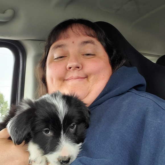 Profile Picture of Brandee Leemon (@brandeeleemon) on Poshmark