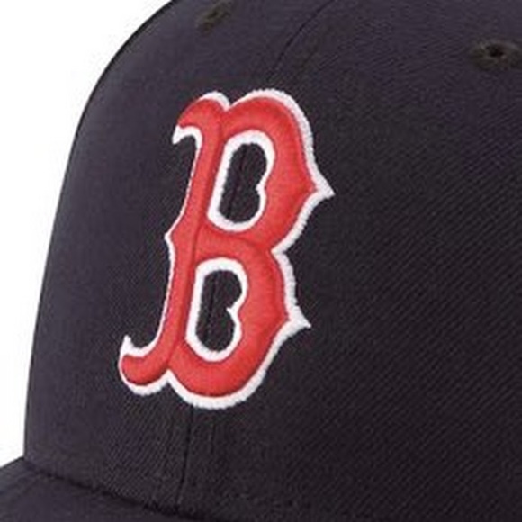 Profile Picture of Luis Guzman (@oddluisloya) on Poshmark