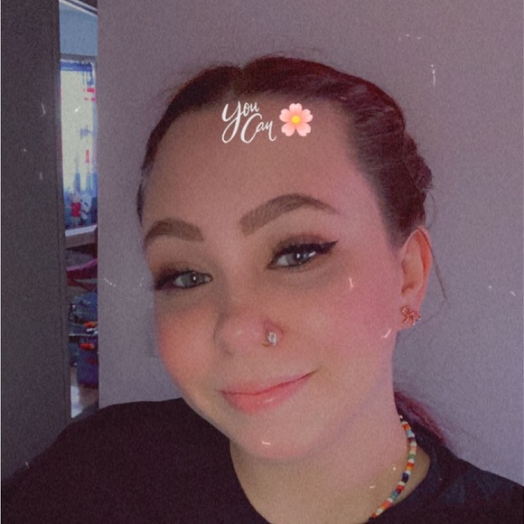 Profile Picture of Brittany Kinkelo (@brittanykinkelo) on Poshmark