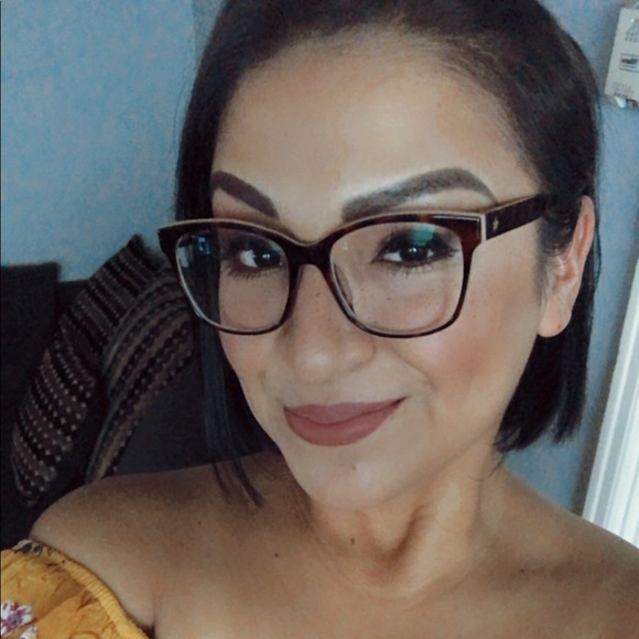 Profile Picture of Rosaura Rodriguez (@roserodriguez4) on Poshmark