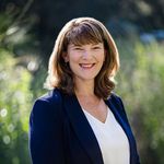 Profile Picture of Sarah Andrews (@realestate_sarahandrews) on Instagram