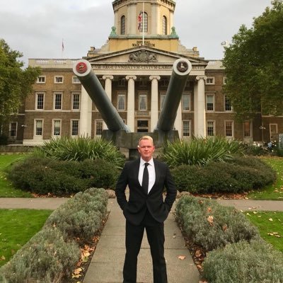 Profile Picture of Mike Pearson (@MikePearson6) on Twitter