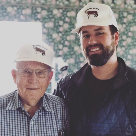 Profile Picture of Dylan Shiner (@dylanshiner) on Poshmark