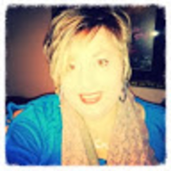 Profile Picture of Heather Guinn - begley (@begleymomof1) on Poshmark