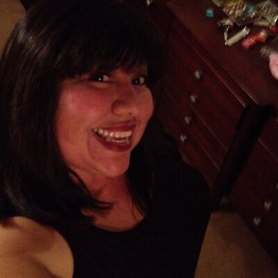 Profile Picture of Darlene Estrada (@Meowmeow7979) on Twitter
