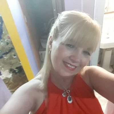 Profile Picture of Nancy Estela Moret (@nancymoret) on Twitter