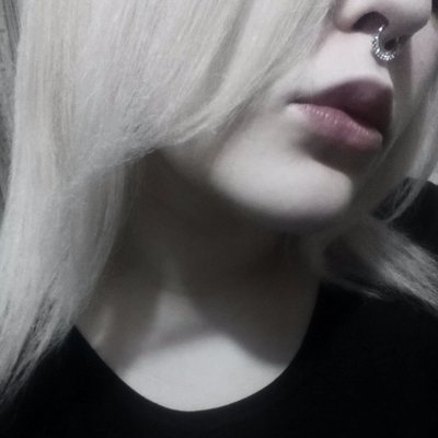 Profile Picture of Vicky Hurt (@HurtNumfirnum) on Twitter