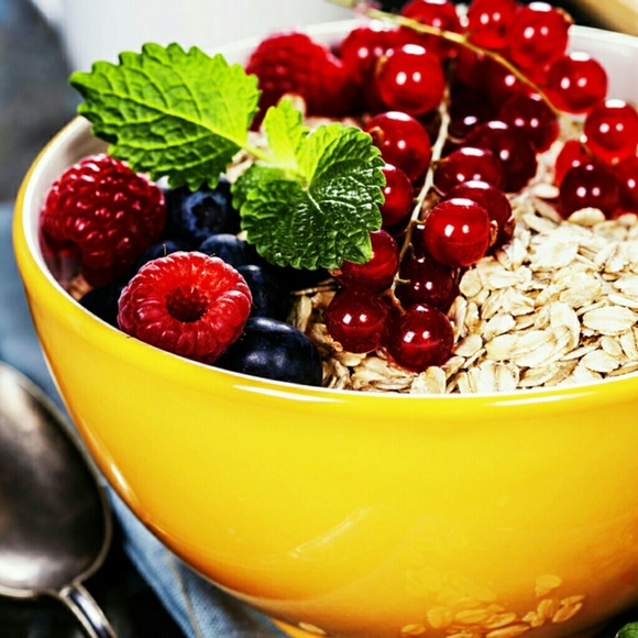 Profile Picture of Cora Moody (@reddmody) on Poshmark