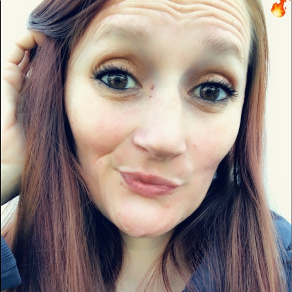 Profile Picture of Alisha Menting (@alishamenting) on Poshmark