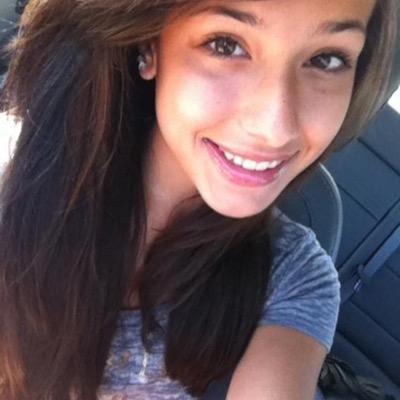 Profile Picture of Danielle Starkey (@DanielleStarke4) on Twitter