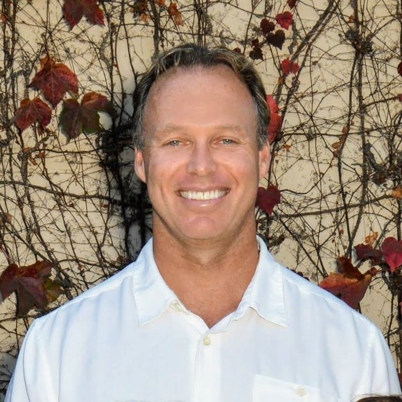 Profile Picture of Paul Batchelor (@paulbatchelor) on Poshmark